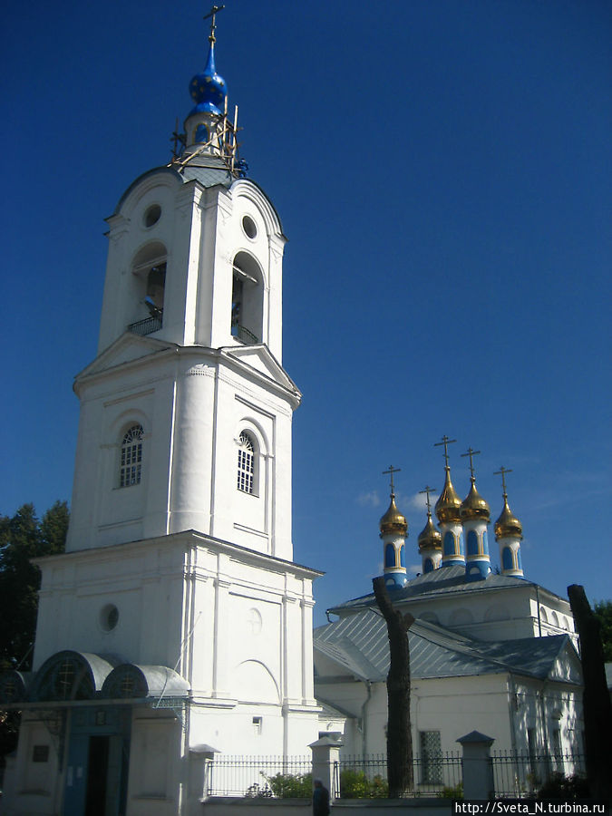 Покровская церковь. Покров, Россия
