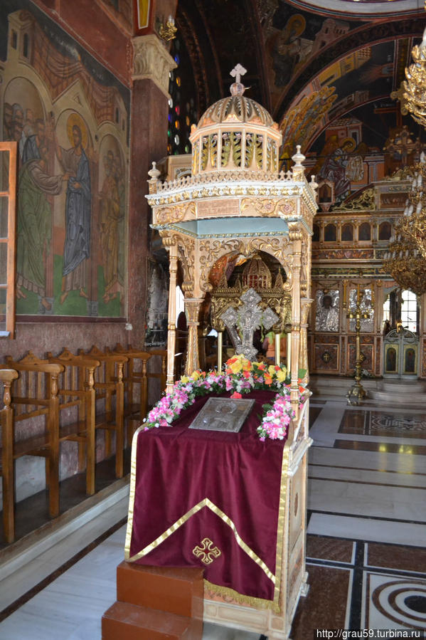 Храм святого целителя в деревне самогонщиков Сиана, остров Родос, Греция