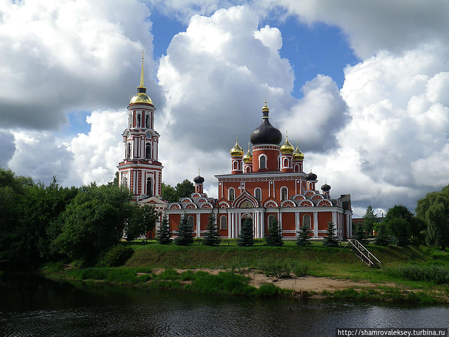 Воскресенский собор Старая Русса, Россия