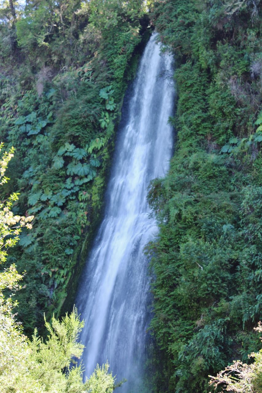 Водопад Токойуэ Тенаун, Чили