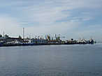 порт Высоцк (отсюда до базы отдыха Исланд 10 минут на катере)