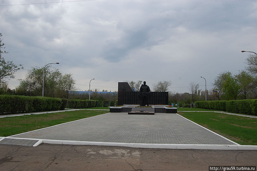 Братская могила на Воскресенском кладбище Энгельс, Россия