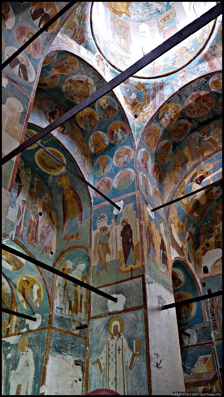 Ферапонтов монастырь. Фрески Дионисия - «Радуйся!»