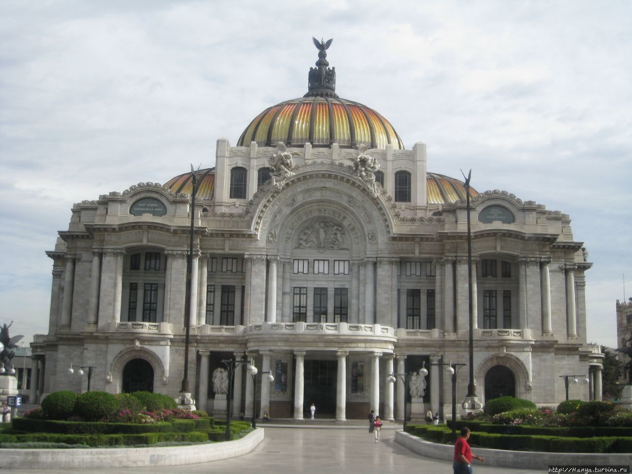Дворец изящных искусств (Palacio de Bellas Artes) Мехико, Мексика