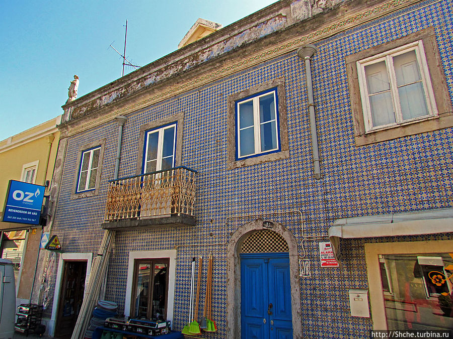 монгоие дома по португальской традиции облицованы плиткой