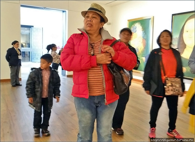 Не менее колоритны и сами посетители музея Богота, Колумбия