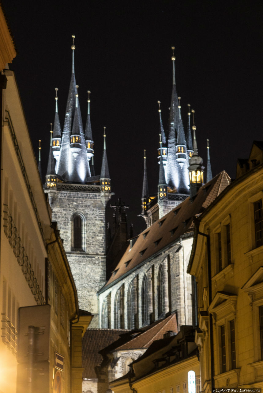 Смотрите Прагу ночью Прага, Чехия
