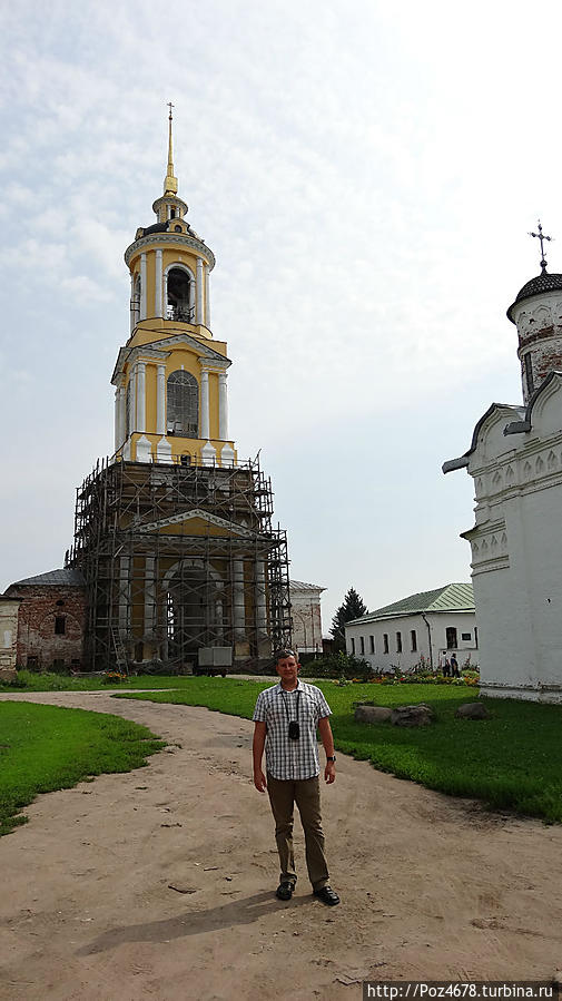 Преподобенская колокольня Ризоположенского монастыря Суздаль, Россия