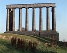 Calton Hill в Эдинбурге. Фото из интернета