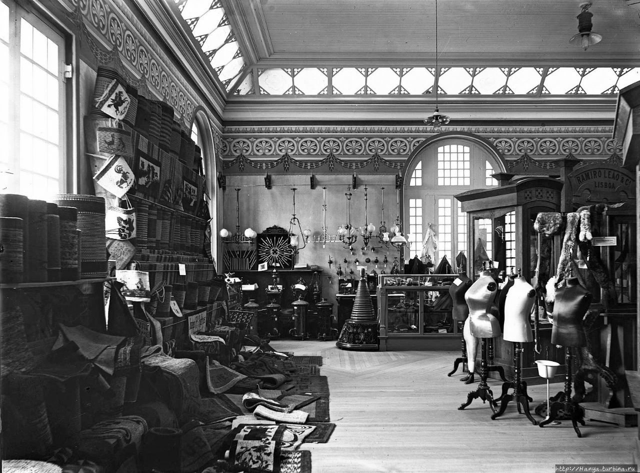 Интерьер магазина на улице Рю Гарретт, фото 1910 года. Из интернета