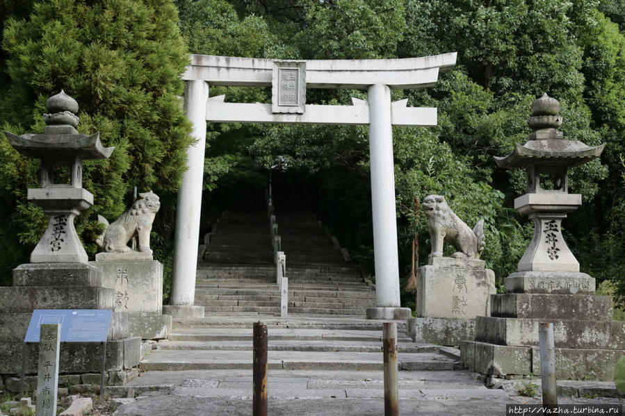 Начало Храма Окаяма, Япония