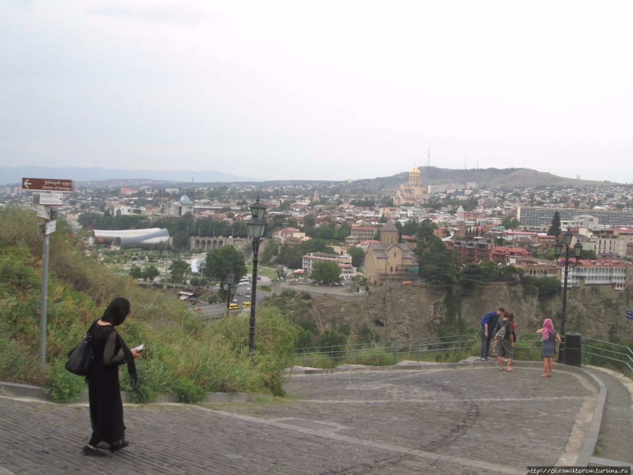 Прогулка по крепости Нарикала Тбилиси, Грузия