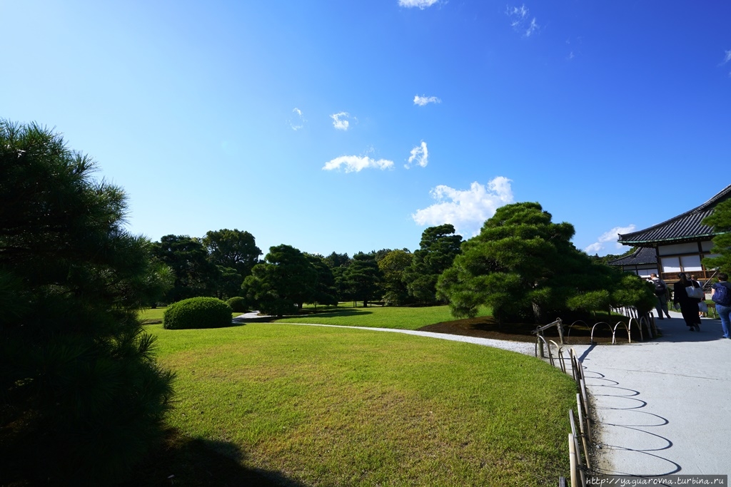 Нинна-дзи храмовый комплекс Киото, Япония Нинна-дзи храмовый комплекс Киото, Япония