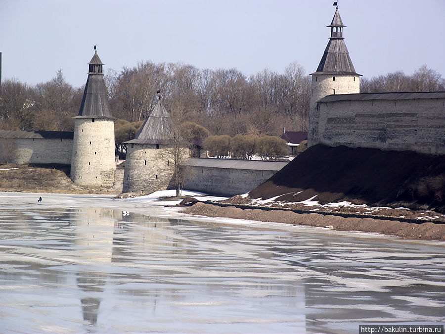 Псков, апрель 2013 — на грани зимы и весны Псков, Россия