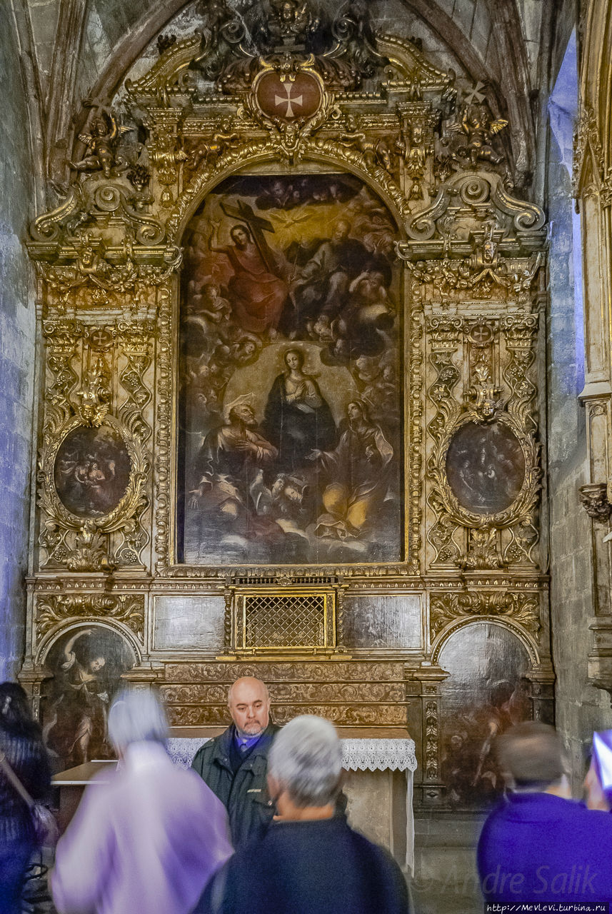 Кафедральный собор изнутри Барселона, Испания