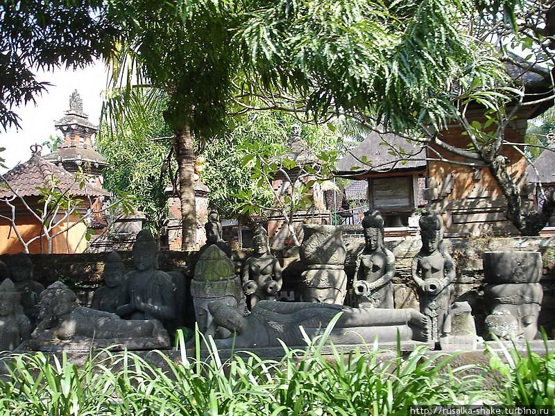 Сувениры Бедахулу, Индонезия