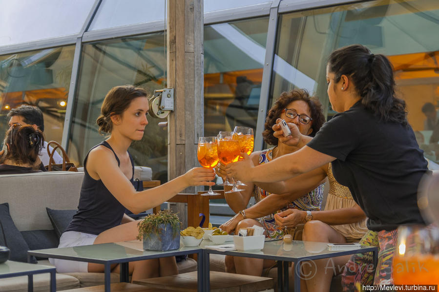 На террасе Универмага La Rinascente — Милан, Италия Милан, Италия