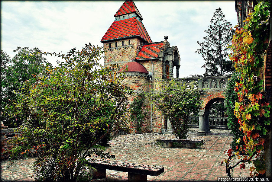 Замок вечной любви Секешфехервар, Венгрия