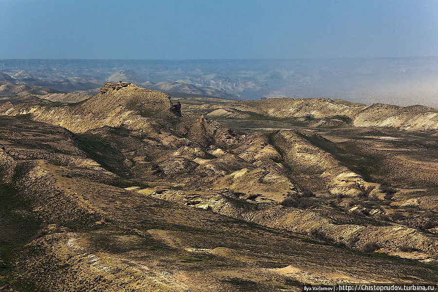 Нечто похожее я видел на плато Устюрт в Узбекистане в районе высыхающего Аральского моря. Остров Майорка, Испания