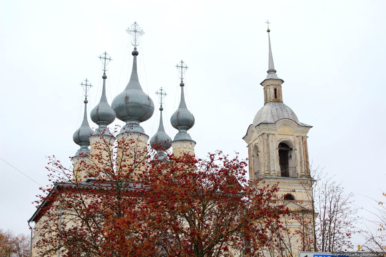 Смоленская церковь в слободе Скучилихе Суздаль, Россия