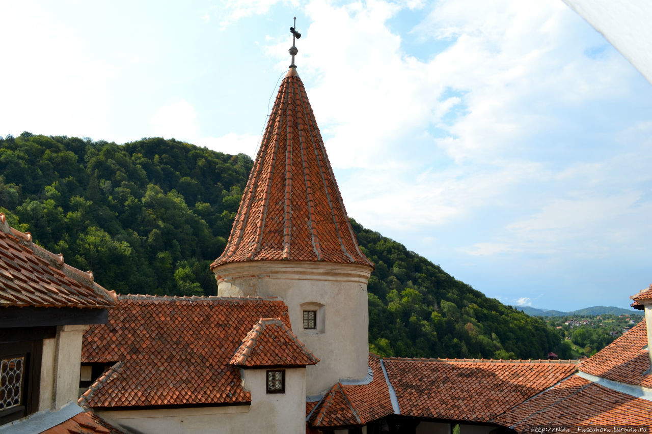 Надвратная башня, реконструирована в 17 веке Бран, Румыния