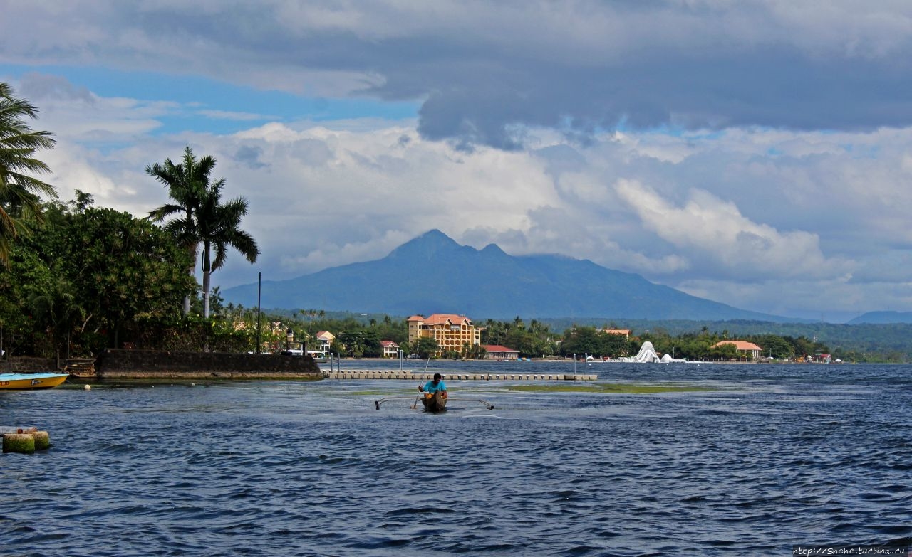 Яхт-клуб Озера Таал Талисай, Филиппины