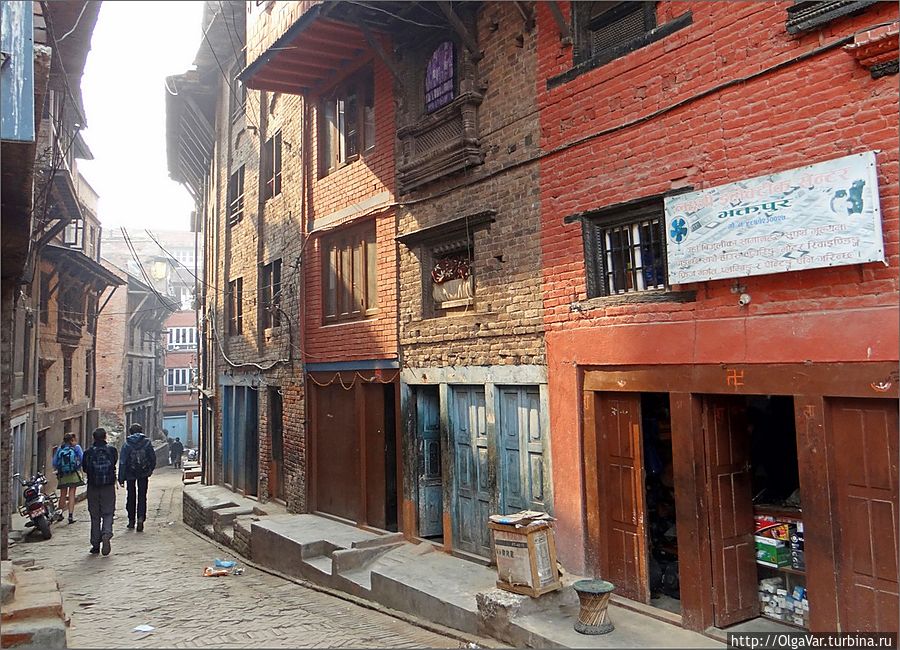 На одной из улиц Бхактапур, Непал