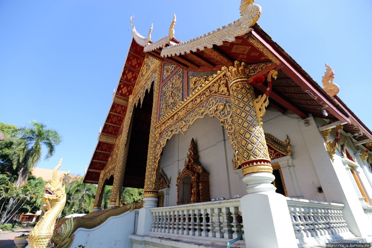 Храм Ват Пхра Сингх Чиангмай, Таиланд