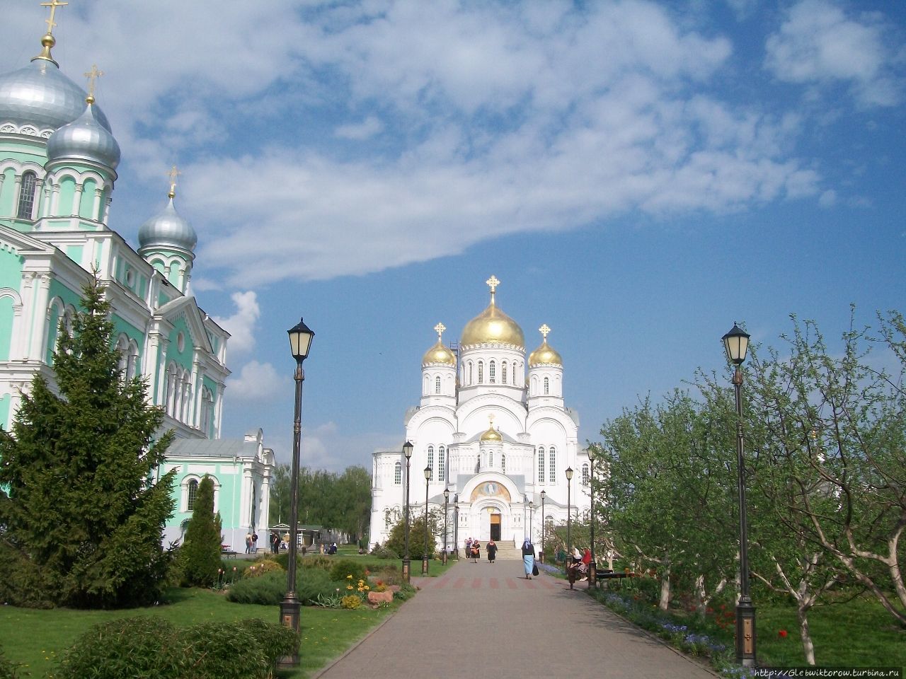 Поездка в Дивеево из Арзамаса в мае (Арзамас, Россия)