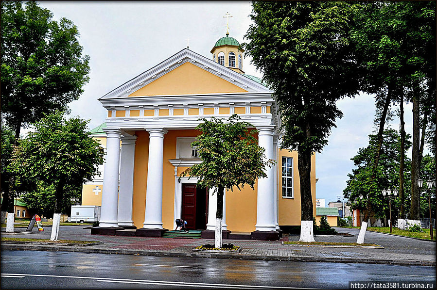 Монастырь пиаров. Кафедральный собор св. Михаила Архангела. Лида, Беларусь
