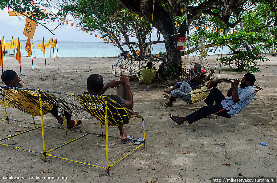 Мальдивы не для туристов. Остров Химандху Himandhoo, Мальдивские острова