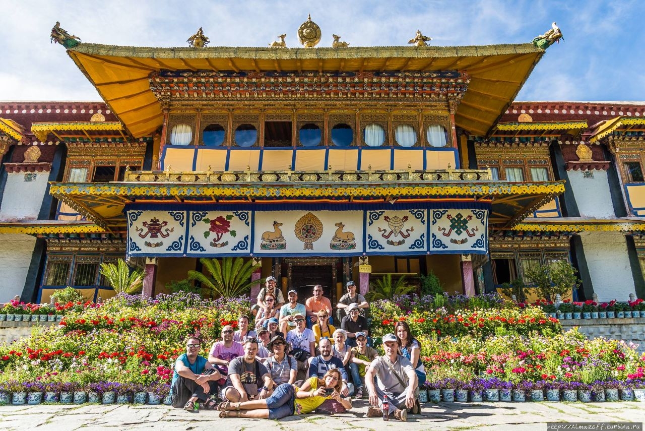 Норбулинка Дворец / Norbulingka Palace