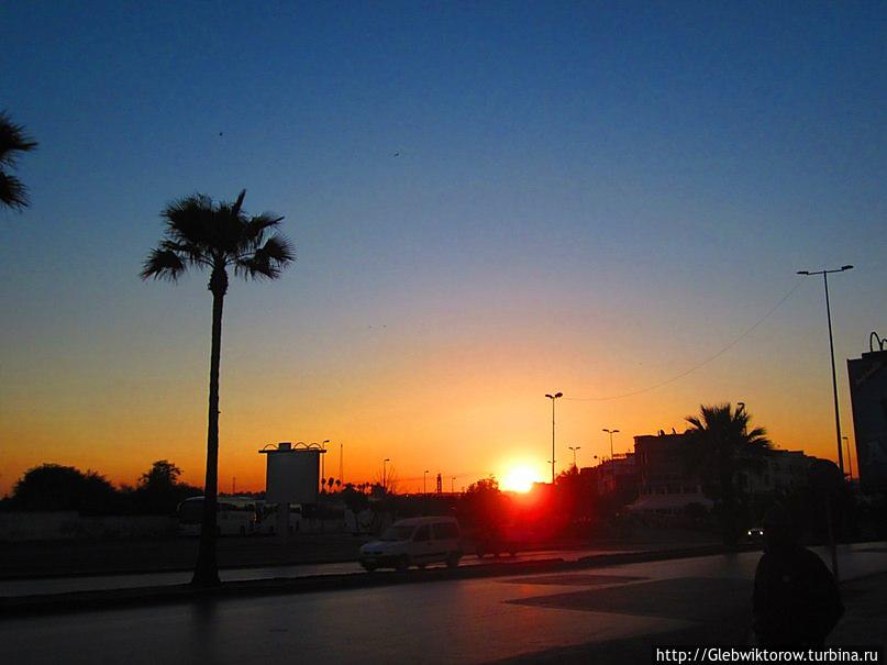 Касабланка. Январский закат. Касабланка, Марокко