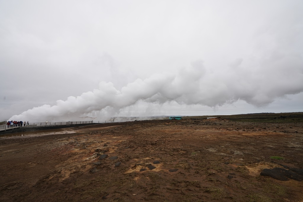 геотермальная зона Гуннухвер Полуостров Рейкьянес, Исландия