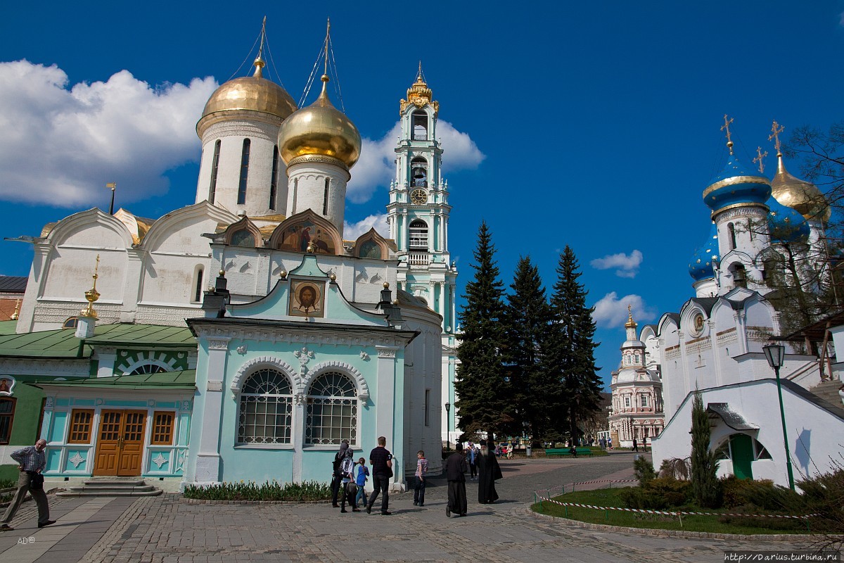 Свято-Троицкая Сергиева Лавра. Общие планы Сергиев Посад, Россия