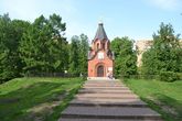 часовня спаса преображения на братском воинском кладбище. Смотреть фото часовня спаса преображения на братском воинском кладбище. Смотреть картинку часовня спаса преображения на братском воинском кладбище. Картинка про часовня спаса преображения на братском воинском кладбище. Фото часовня спаса преображения на братском воинском кладбище