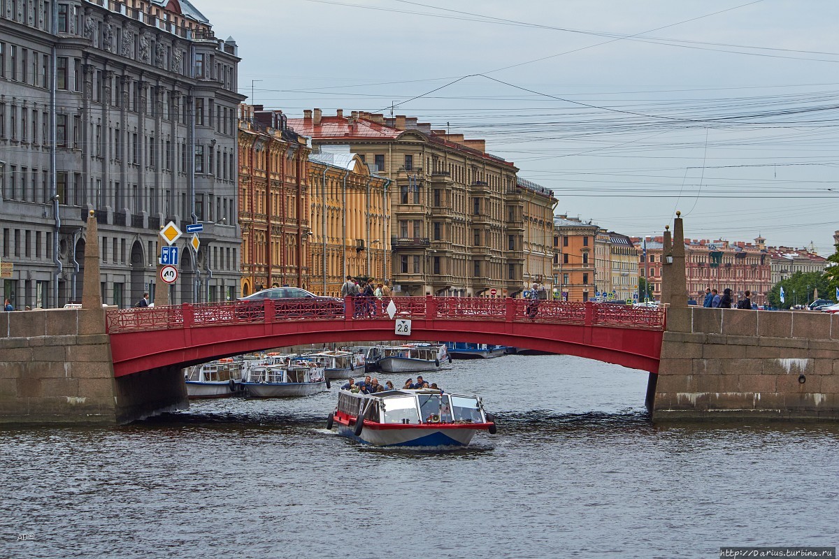 Прогулка по набережным Санкт-Петербурга Санкт-Петербург, Россия