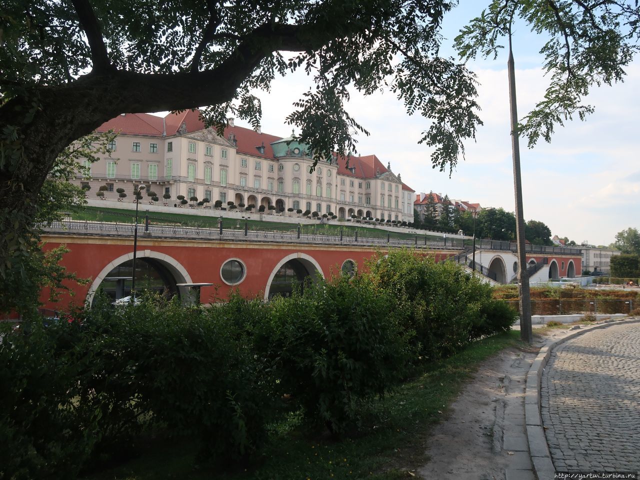 Королевский замок, вид с Grodzka улица, Варшава, Польша