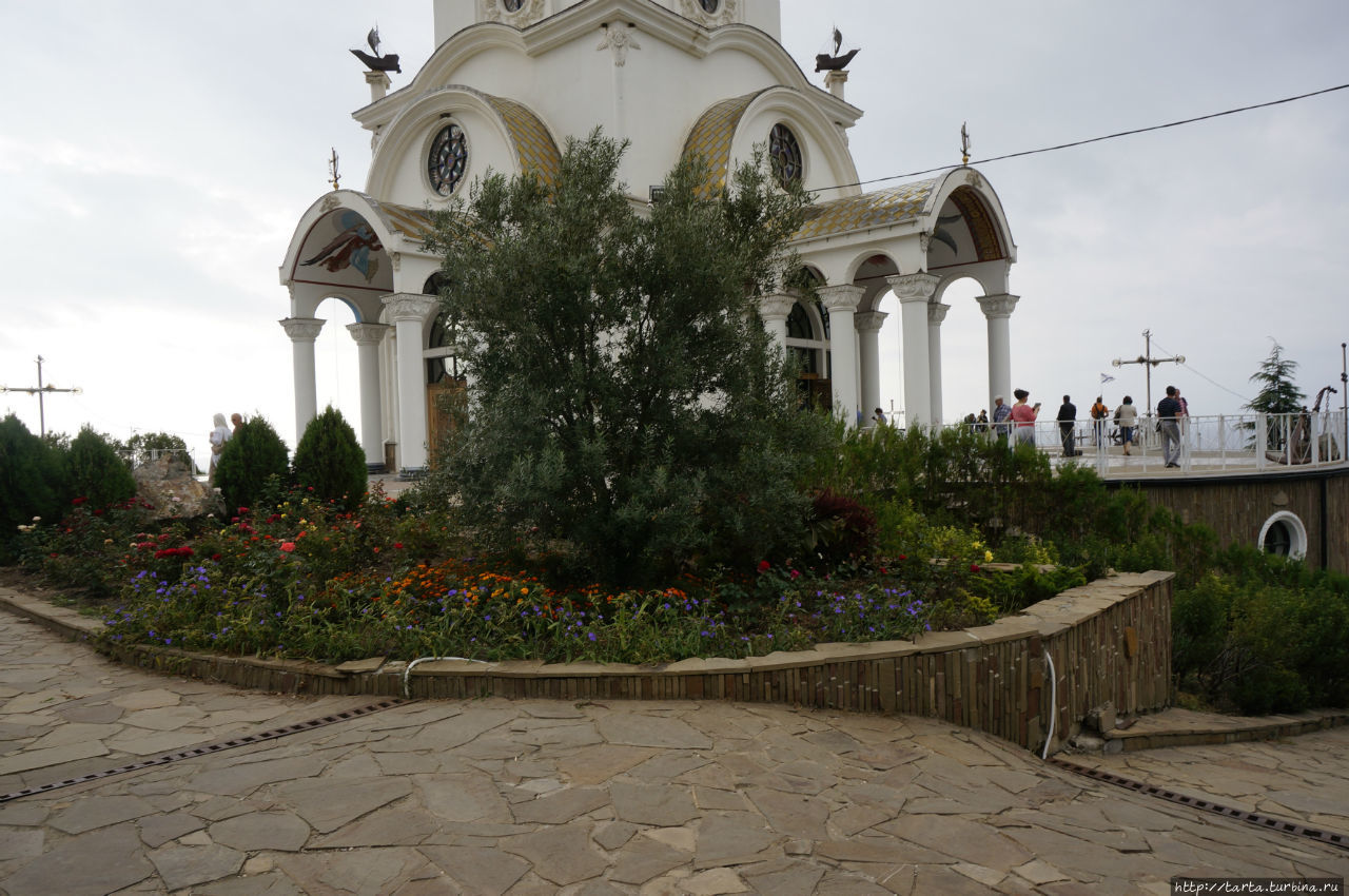 Храм-маяк с уникальным музеем Малореченское, Россия