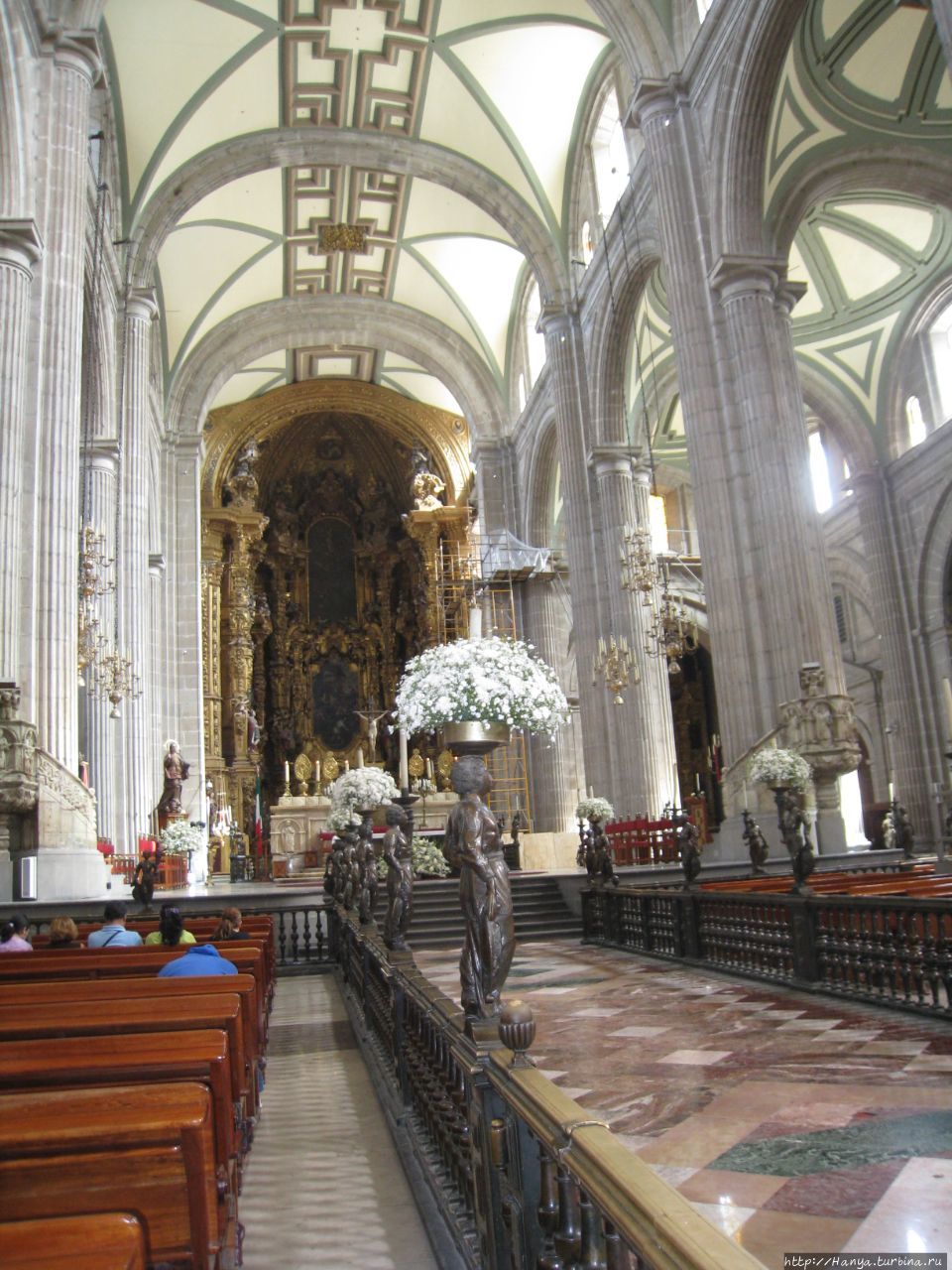 Внутренний интерьер Кафедрального Собора Мехико Мехико, Мексика