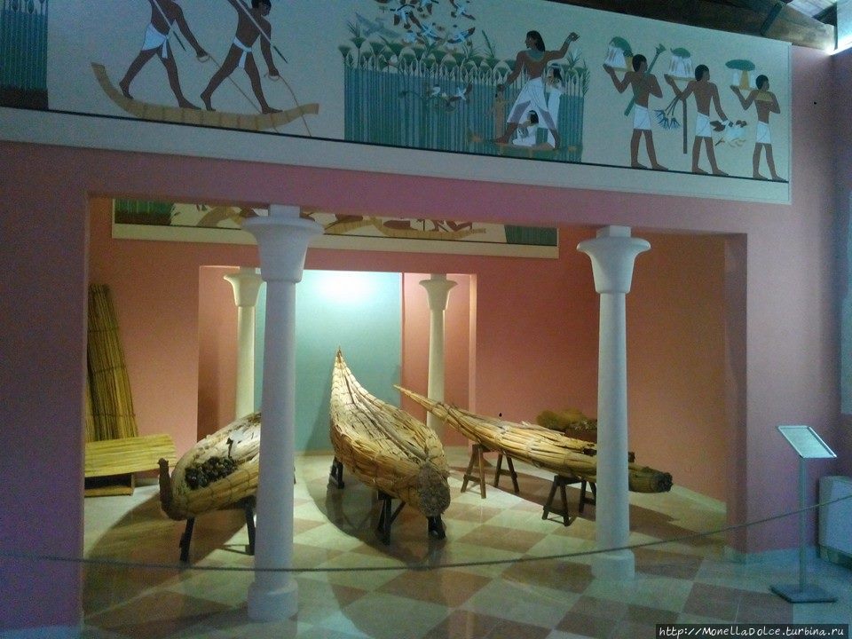 Музей папируса на острове Ортиджиа Сиракуза, Италия