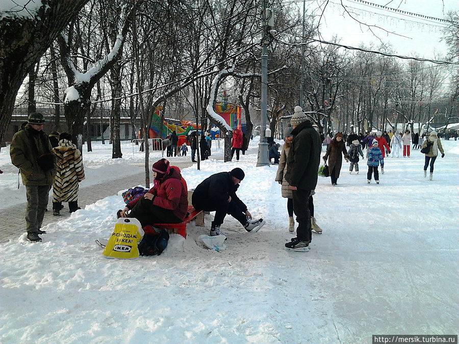 Зимние развлечения в парке Сокольники Москва, Россия