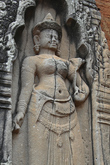 Храм Лолей. Стражница-женщина. Фото из интернета