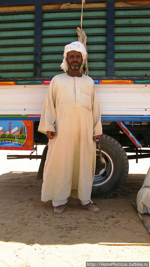 Дискотека по-судански, а также как продают верблюдов стадами