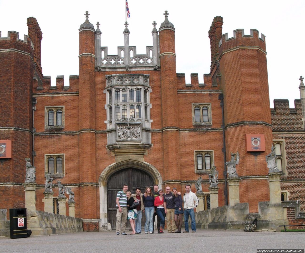 Hampton Court Palace и Bushy Park Хэмптон, Великобритания