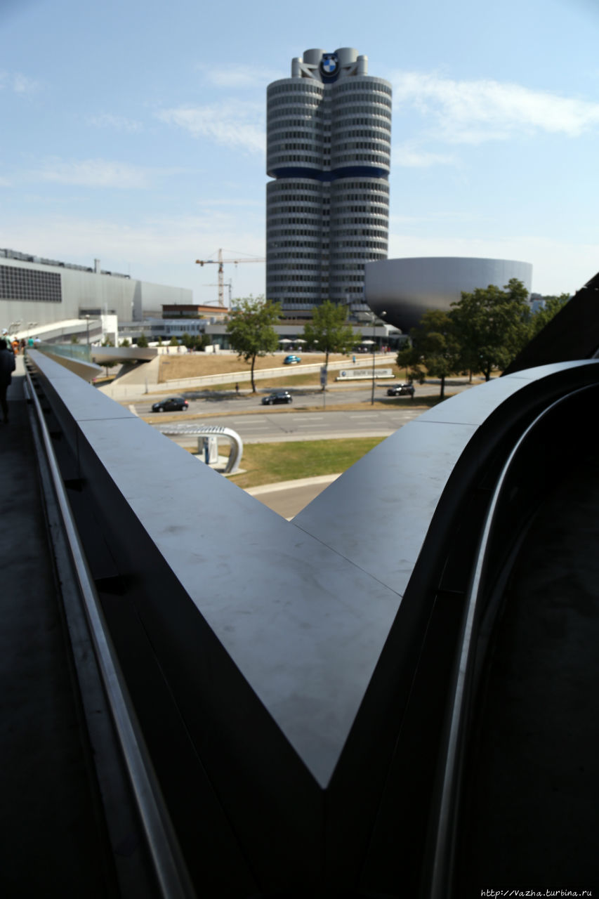 Музей BMW в Мюнхене. Первая часть Мюнхен, Германия