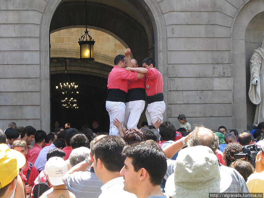 Символ сплочености каталонцев Барселона, Испания
