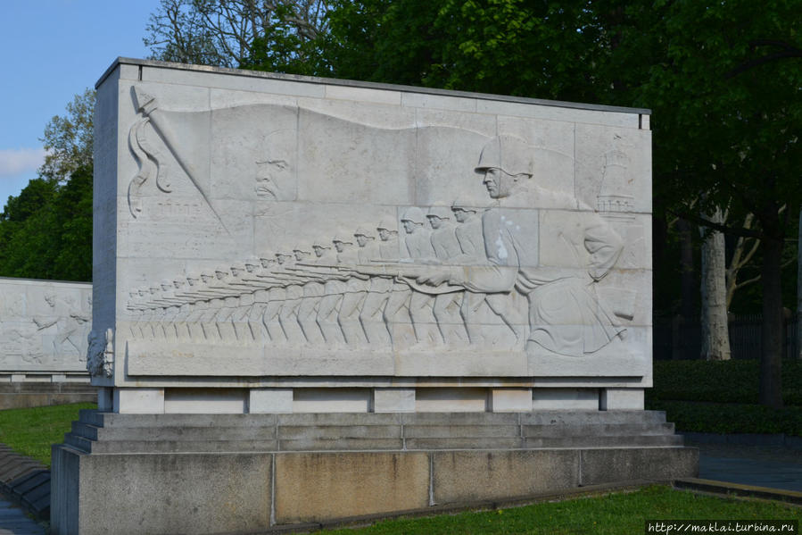 На Берлин! На Рейхстаг! Берлин, Германия