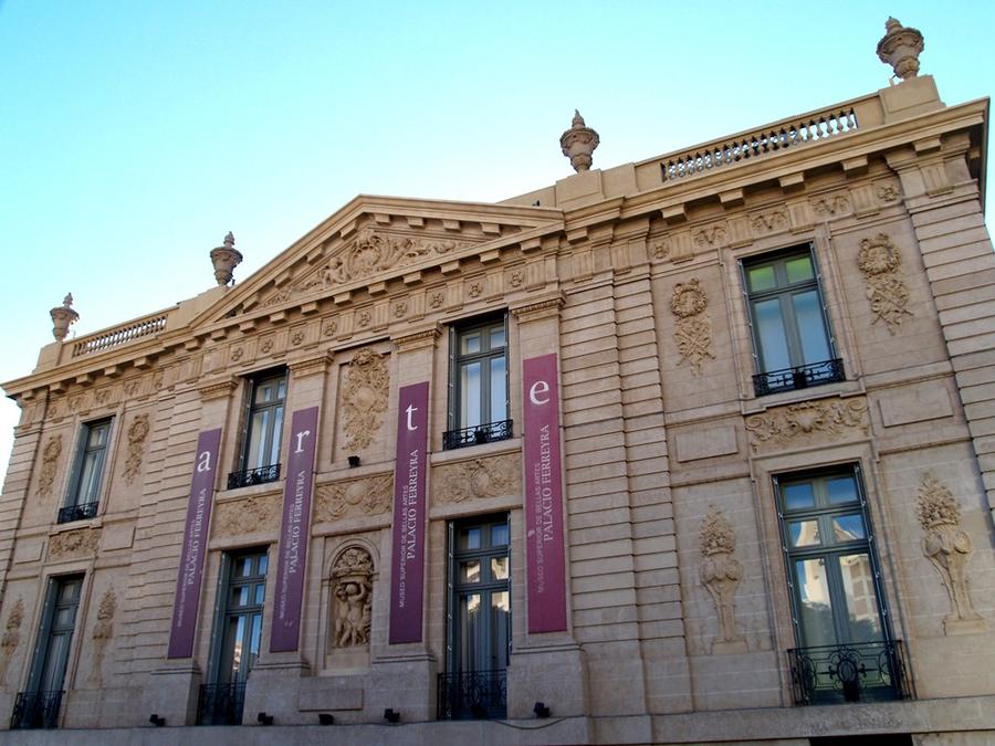 Дворец Феррейра — художественный музей / Palacio Ferreira — Museo Superior de Bellas Artes