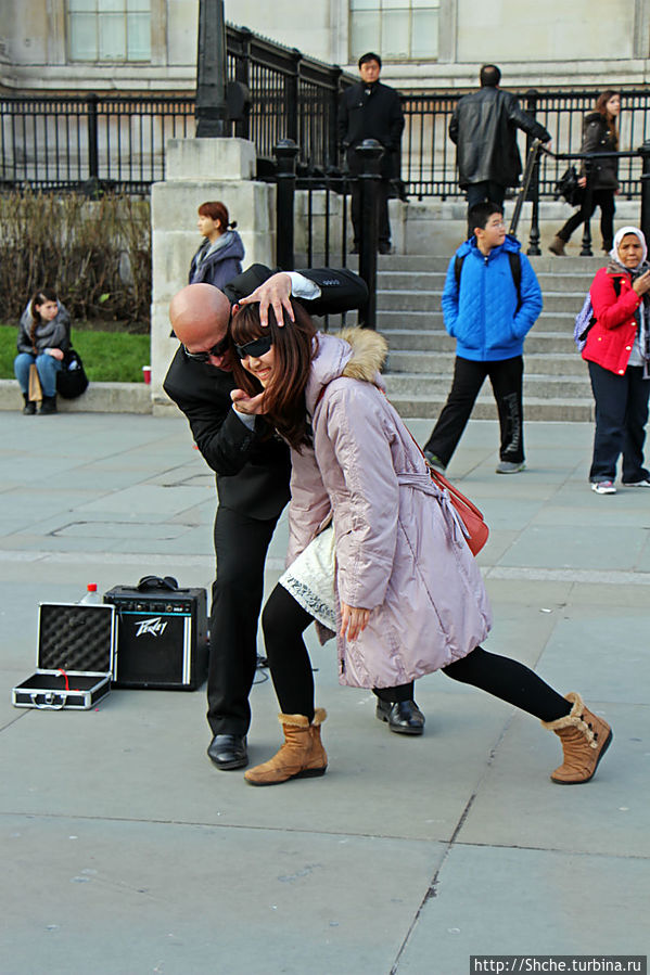 Развлекуха на Трафальгарской площади. Лондон, Великобритания